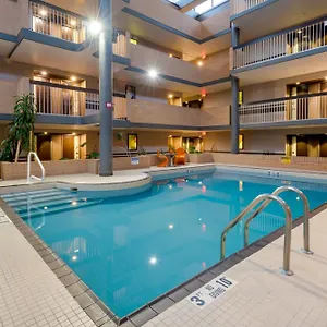 best-western-village-park-inn.calgaryhotelsearch.com/